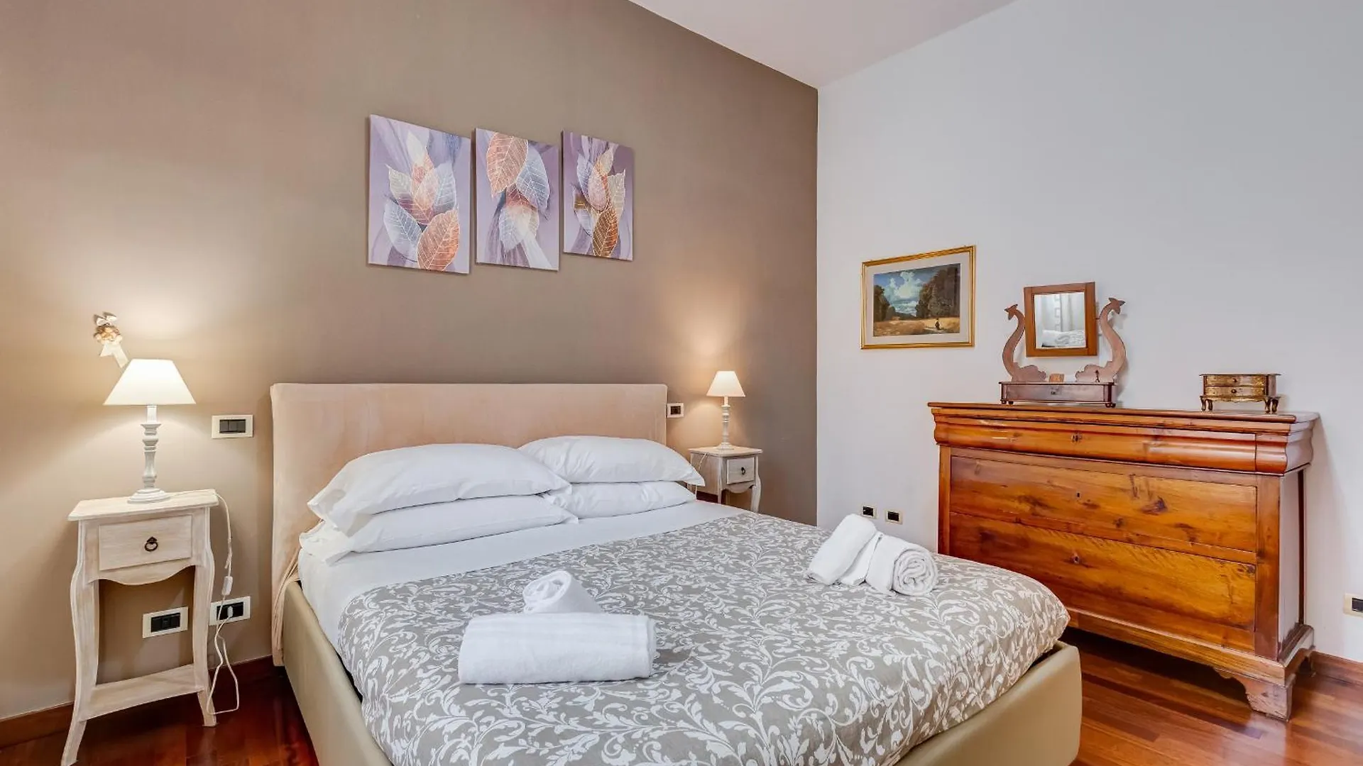 Villa Riccio-Flaminio House Rome
