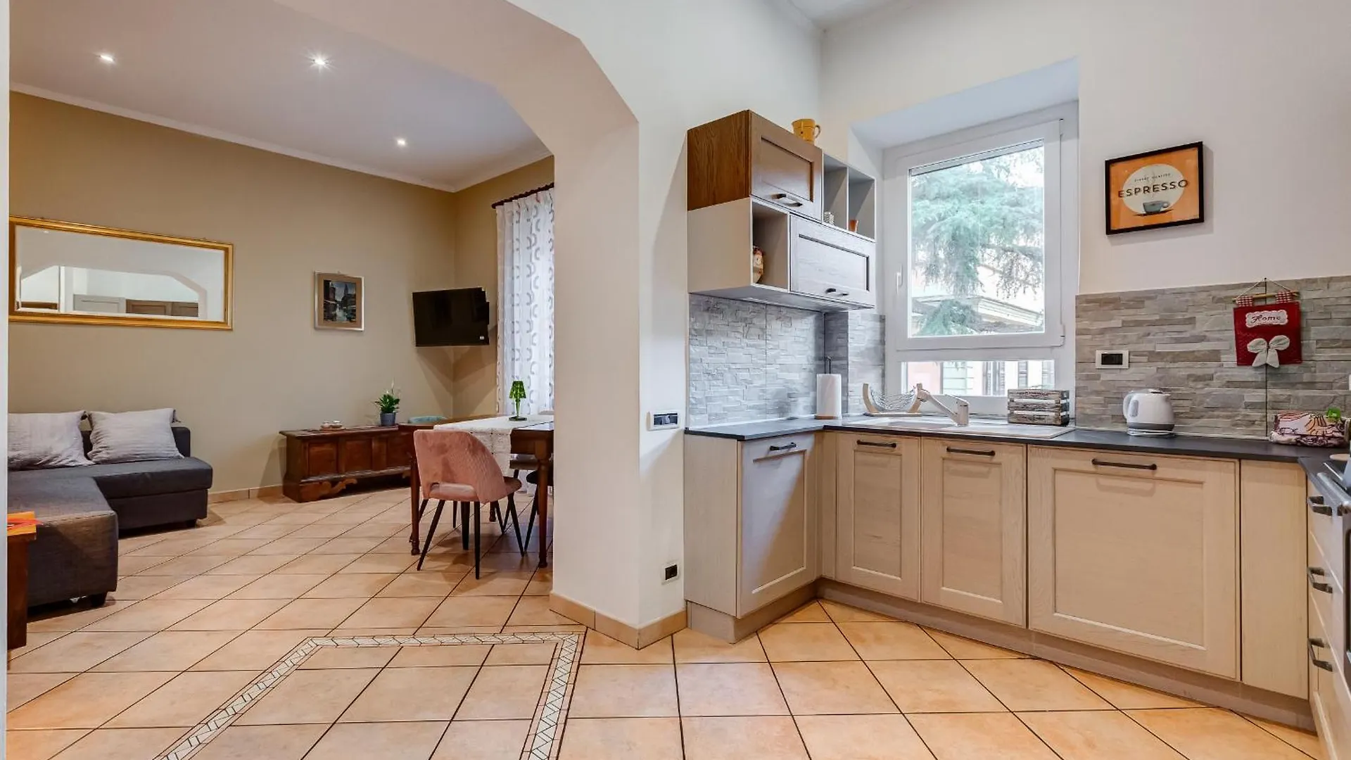 Villa Riccio-Flaminio House Rome