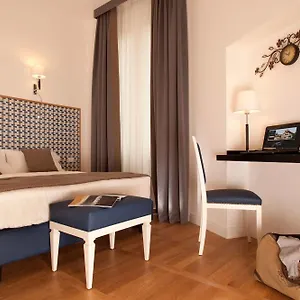 Hotel Floris, Řím